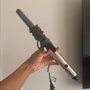 BaBylissPRO Blue and Silver Curling Wand